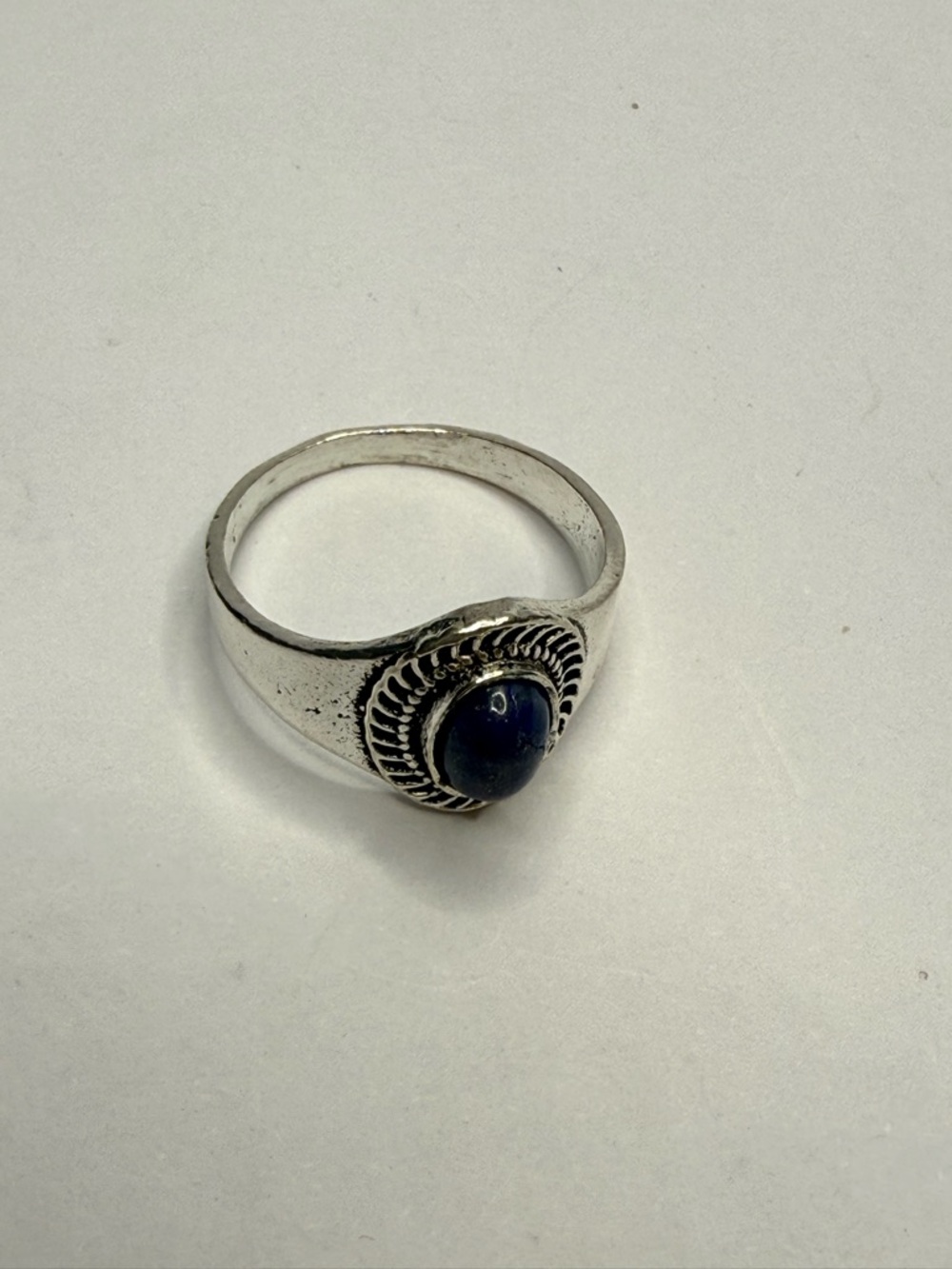 Oval Blue Stone Silver-Tone Statement Ring size 7 - Picture 4 of 4